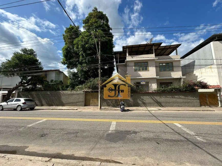 Foto 1 de Casa com 3 quartos para alugar, 600m2 em Baiminas, Cachoeiro De Itapemirim - ES