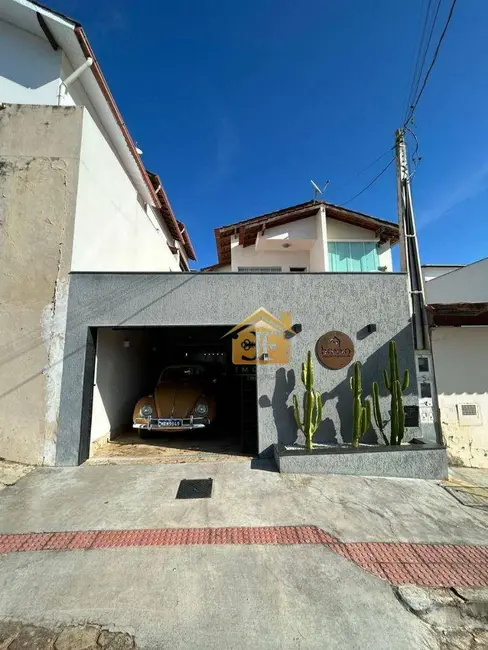 Foto 1 de Casa com 3 quartos à venda, 150m2 em Jardim Itapemirim, Cachoeiro De Itapemirim - ES