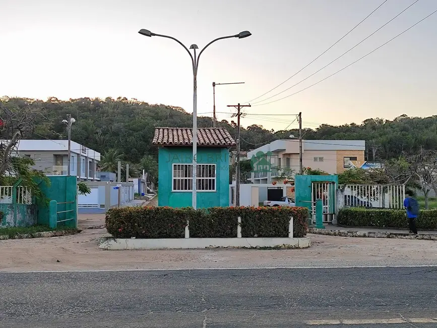Foto 1 de Terreno / Lote à venda, 450m2 em Olivença, Ilheus - BA