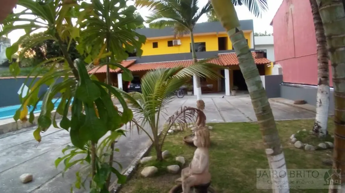 Casa com 5 quartos à venda, 260m2 em Ilheus - BA - imagem 2 Foto 2 de Casa com 5 quartos à venda, 260m2 em Ilheus - BA