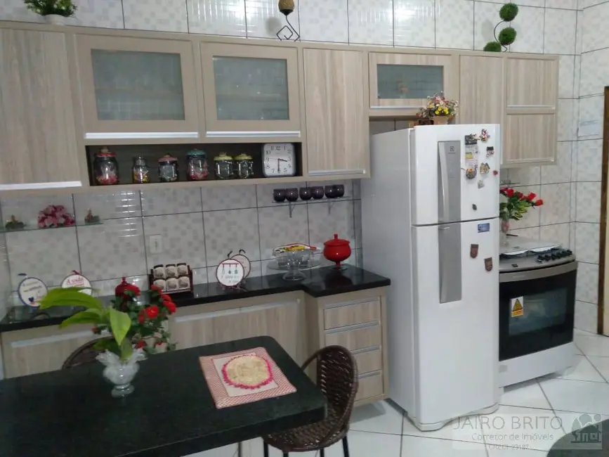 Foto 6 de Casa com 3 quartos à venda, 120m2 em Centro, Ubaitaba - BA