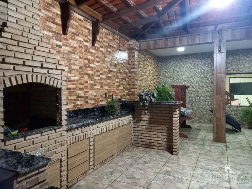 Foto 1 de Casa com 3 quartos à venda, 270m2 em Olivença, Ilheus - BA