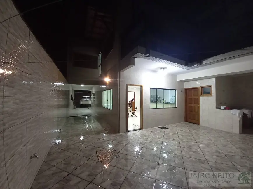 Casa com 3 quartos à venda, 270m2 em Olivença, Ilheus - BA - imagem 7 Foto 7 de Casa com 3 quartos à venda, 270m2 em Olivença, Ilheus - BA