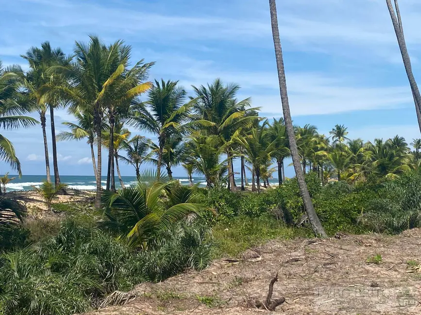 Foto 1 de Terreno / Lote à venda, 585m2 em Marau - BA