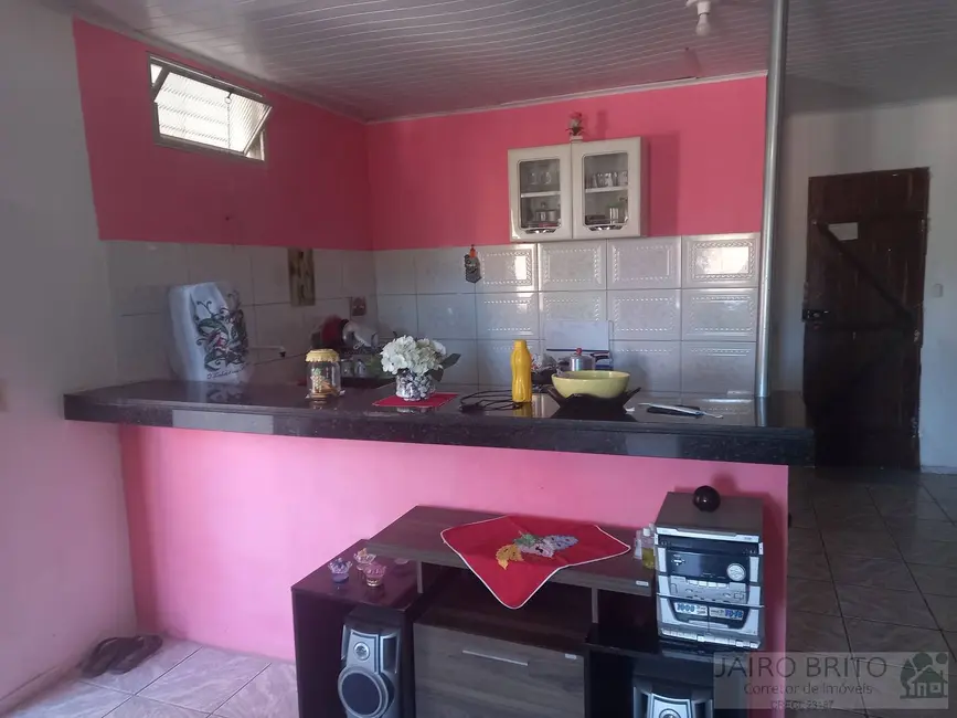 Casa com 3 quartos à venda, 130m2 em Hernani Sá, Ilheus - BA - imagem 5 Foto 5 de Casa com 3 quartos à venda, 130m2 em Hernani Sá, Ilheus - BA