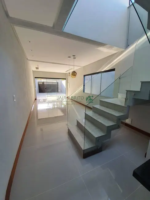 Foto 4 de Casa com 3 quartos para alugar, 153m2 em Nossa Senhora da Vitória, Ilheus - BA