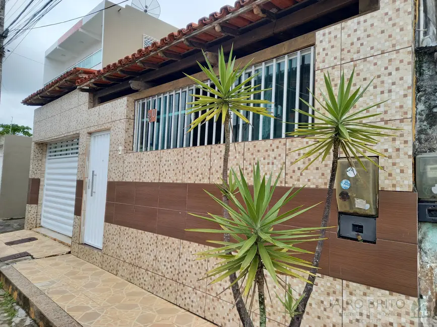Casa com 5 quartos à venda, 200m2 em Hernani Sá, Ilheus - BA - imagem 1 Foto 1 de Casa com 5 quartos à venda, 200m2 em Hernani Sá, Ilheus - BA