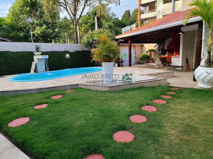 Foto 1 de Casa com 5 quartos à venda, 550m2 em Pontal, Ilheus - BA