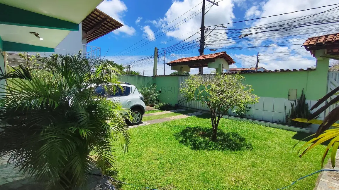 Foto 1 de Casa com 4 quartos à venda, 360m2 em Jardim Savóia, Ilheus - BA