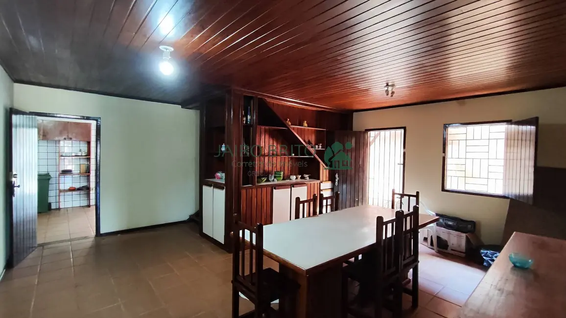 Casa com 3 quartos à venda, 360m2 em Olivença, Ilheus - BA - imagem 6 Foto 6 de Casa com 3 quartos à venda, 360m2 em Olivença, Ilheus - BA