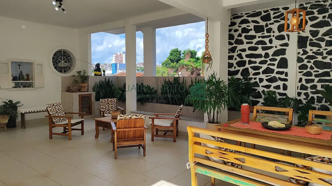 Casa com 7 quartos à venda, 321m2 em Boa Vista, Ilheus - BA - imagem 5 Foto 5 de Casa com 7 quartos à venda, 321m2 em Boa Vista, Ilheus - BA