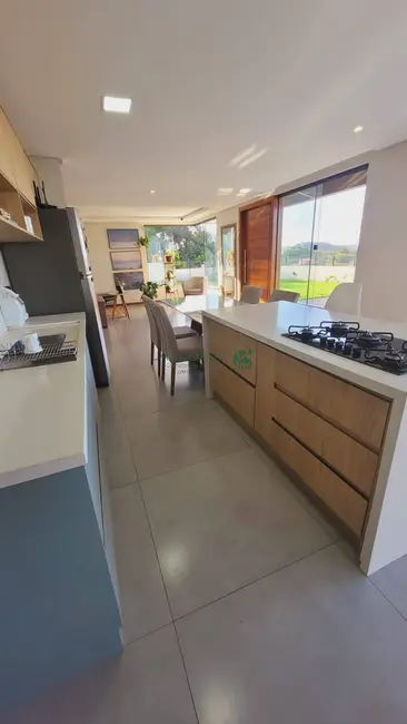 Foto 6 de Casa com 3 quartos à venda, 175m2 em Nossa Senhora da Vitória, Ilheus - BA