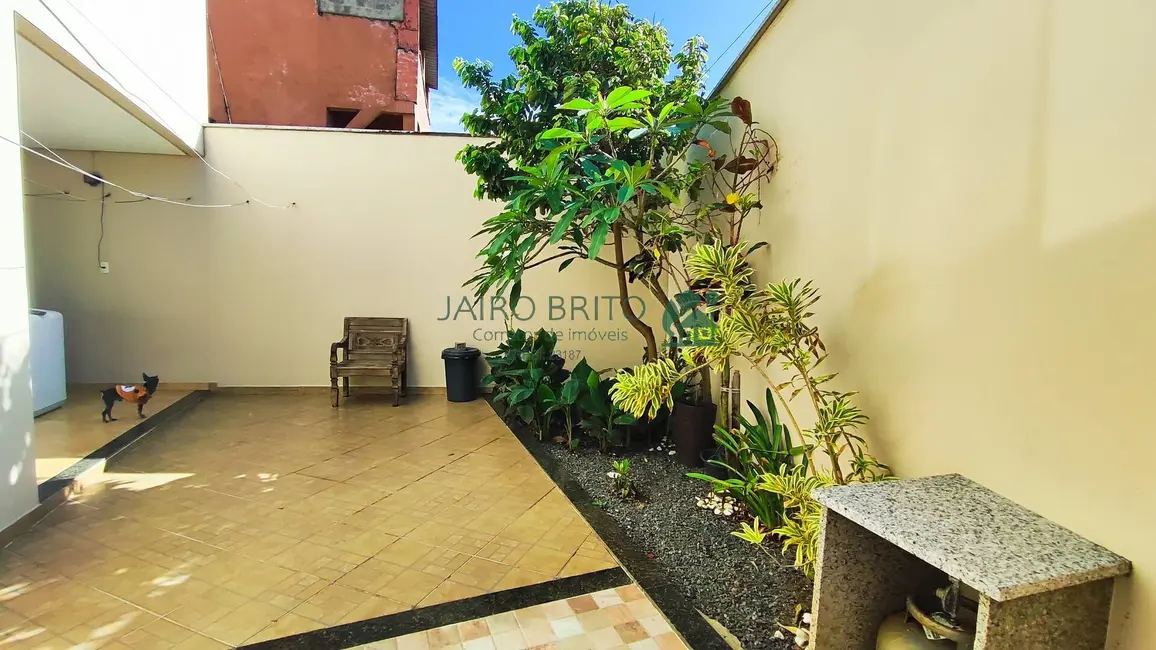 Casa com 4 quartos à venda, 220m2 em Pontal, Ilheus - BA - imagem 8 Foto 8 de Casa com 4 quartos à venda, 220m2 em Pontal, Ilheus - BA