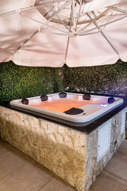 Casa de Condomínio com 4 quartos à venda, 704m2 em Terras de São Carlos, Jundiai - SP - imagem 6 Foto 6 de Casa de Condomínio com 4 quartos à venda, 704m2 em Terras de São Carlos, Jundiai - SP