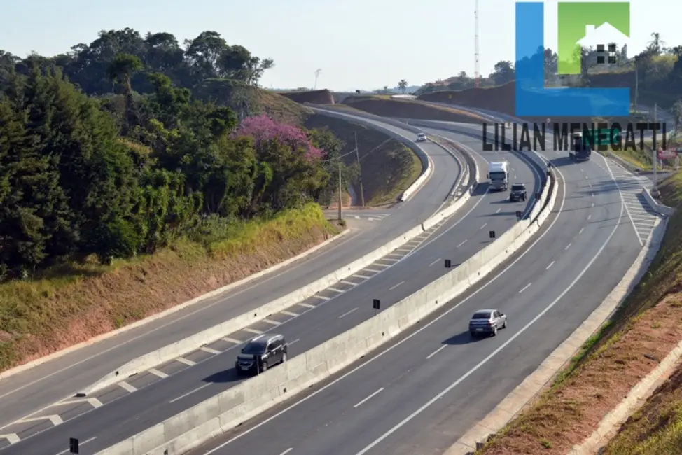 Foto 3 de Terreno / Lote à venda, 9000m2 em Itatiba - SP