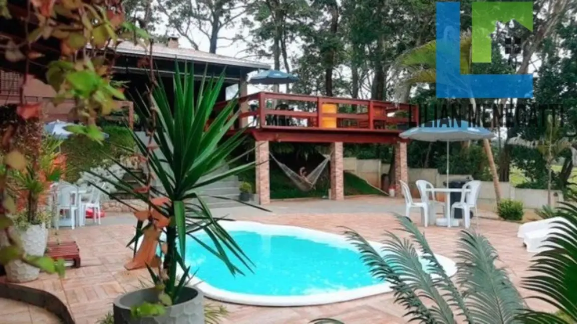 Foto 2 de Chácara com 2 quartos à venda, 160m2 em Água das Flores, Jundiai - SP