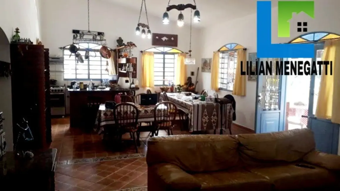 Foto 3 de Chácara com 3 quartos à venda, 320m2 em Chácara Companheiros, Jundiai - SP