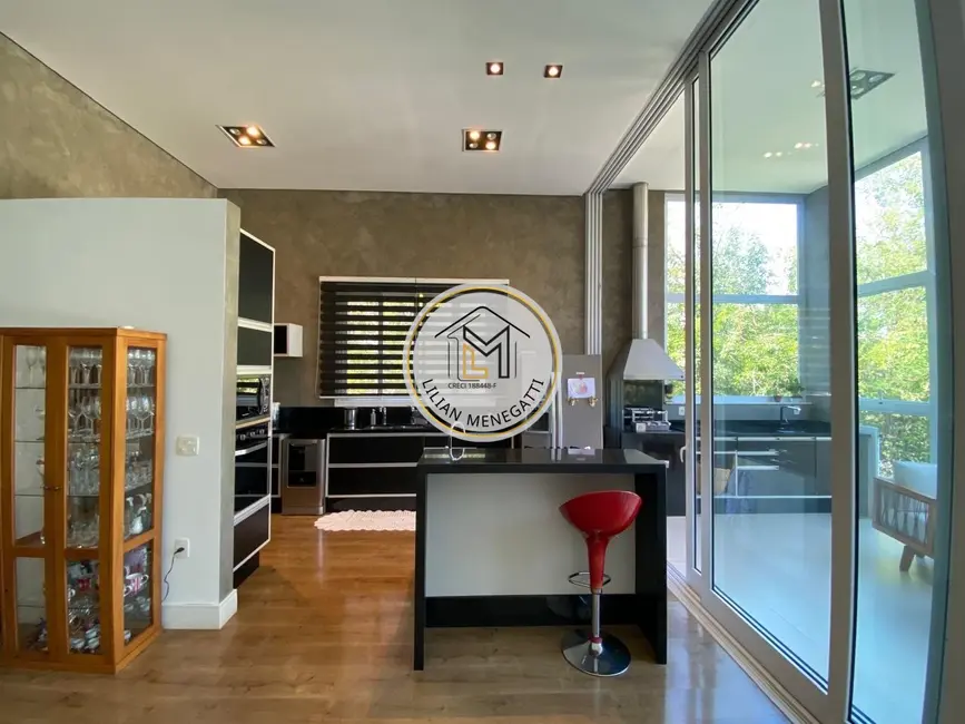 Foto 4 de Casa de Condomínio com 3 quartos à venda, 810m2 em Vinhedo - SP