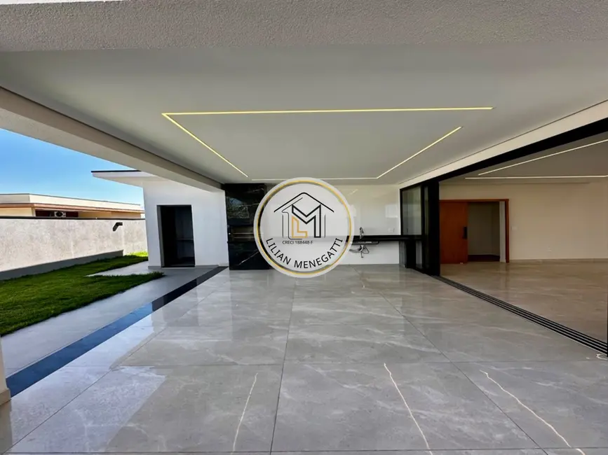 Casa de Condomínio com 3 quartos à venda, 300m2 em Itupeva - SP - imagem 3 Foto 3 de Casa de Condomínio com 3 quartos à venda, 300m2 em Itupeva - SP