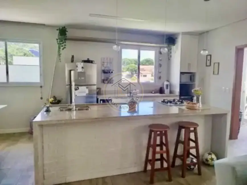 Casa com 3 quartos à venda, 325m2 em Parque Residencial Nove de Julho, Jundiai - SP - imagem 3 Foto 3 de Casa com 3 quartos à venda, 325m2 em Parque Residencial Nove de Julho, Jundiai - SP