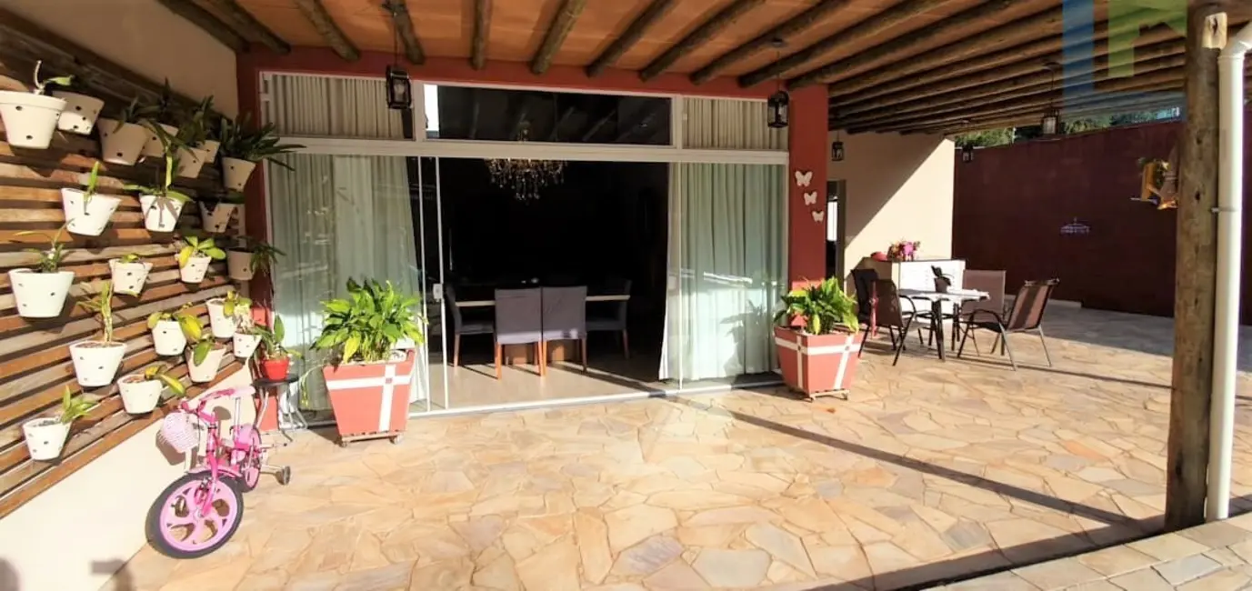 Casa com 5 quartos à venda, 1013m2 em Jundiai - SP - imagem 8 Foto 8 de Casa com 5 quartos à venda, 1013m2 em Jundiai - SP