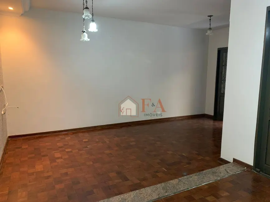 Casa com 4 quartos à venda, 240m2 em Paulicéia, Piracicaba - SP - imagem 8 Foto 8 de Casa com 4 quartos à venda, 240m2 em Paulicéia, Piracicaba - SP
