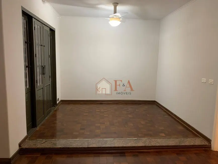 Casa com 4 quartos à venda, 240m2 em Paulicéia, Piracicaba - SP - imagem 7 Foto 7 de Casa com 4 quartos à venda, 240m2 em Paulicéia, Piracicaba - SP