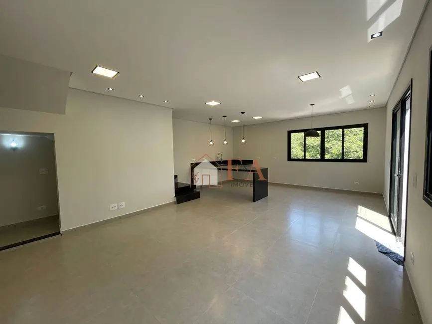 Casa de Condomínio com 3 quartos à venda, 192m2 em Jardim São Francisco, Piracicaba - SP - imagem 4 Foto 4 de Casa de Condomínio com 3 quartos à venda, 192m2 em Jardim São Francisco, Piracicaba - SP