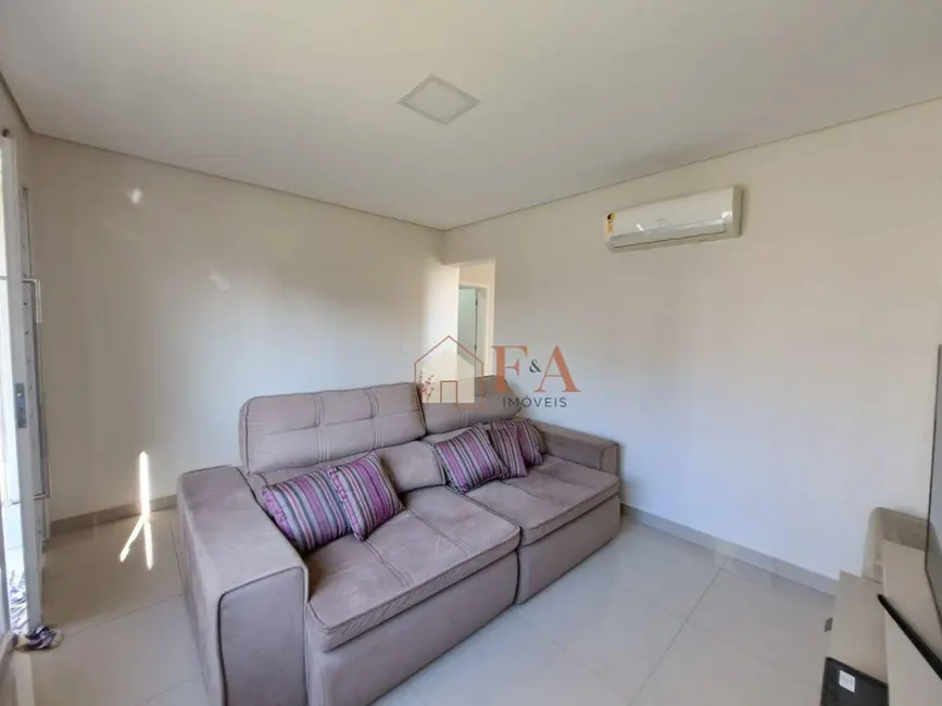 Casa de Condomínio com 3 quartos à venda, 267m2 em Jardim São Francisco, Piracicaba - SP - imagem 3 Foto 3 de Casa de Condomínio com 3 quartos à venda, 267m2 em Jardim São Francisco, Piracicaba - SP