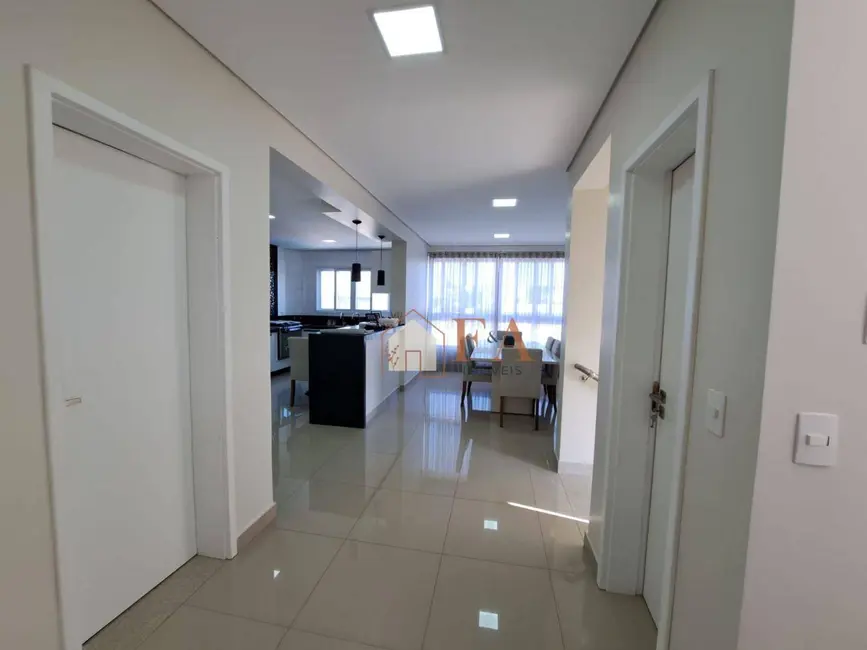 Casa de Condomínio com 3 quartos à venda, 267m2 em Jardim São Francisco, Piracicaba - SP - imagem 4 Foto 4 de Casa de Condomínio com 3 quartos à venda, 267m2 em Jardim São Francisco, Piracicaba - SP