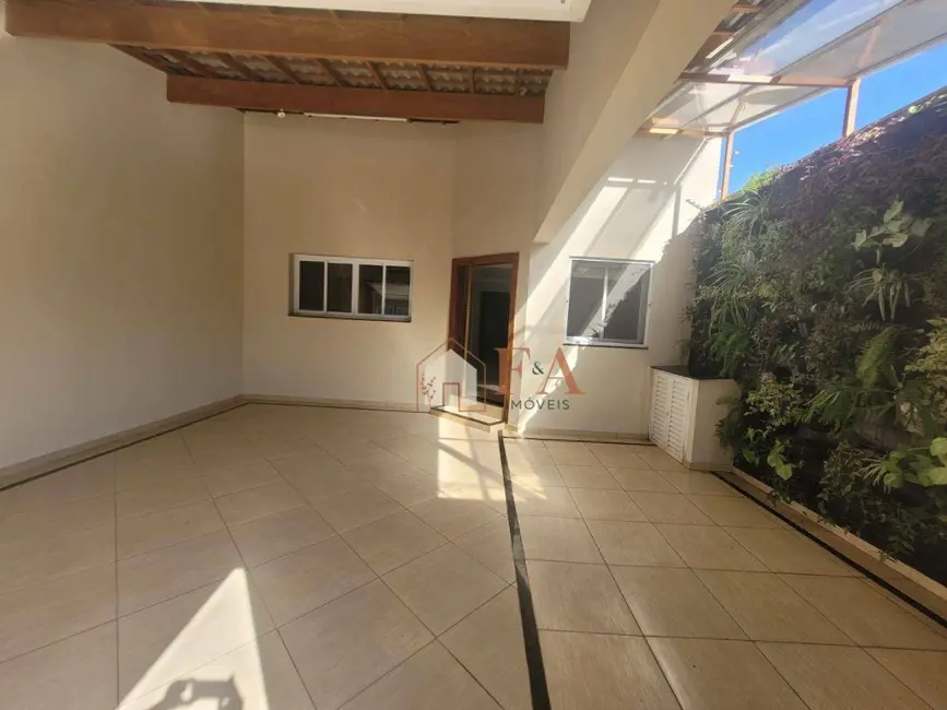 Foto 2 de Casa com 3 quartos à venda, 175m2 em Jardim São Luiz, Piracicaba - SP