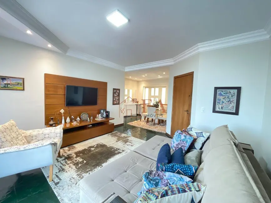 Apartamento com 3 quartos à venda, 142m2 em Vila Independência, Piracicaba - SP - imagem 5 Foto 5 de Apartamento com 3 quartos à venda, 142m2 em Vila Independência, Piracicaba - SP