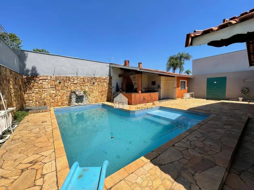 Foto 1 de Casa com 3 quartos à venda, 485m2 em Nova Piracicaba, Piracicaba - SP