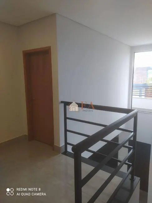 Casa de Condomínio com 3 quartos à venda, 200m2 em Pompéia, Piracicaba - SP - imagem 5 Foto 5 de Casa de Condomínio com 3 quartos à venda, 200m2 em Pompéia, Piracicaba - SP