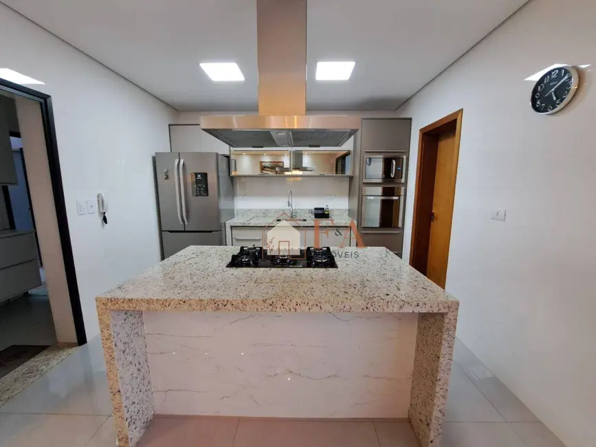 Casa de Condomínio com 3 quartos à venda, 200m2 em Água Branca, Piracicaba - SP - imagem 6 Foto 6 de Casa de Condomínio com 3 quartos à venda, 200m2 em Água Branca, Piracicaba - SP