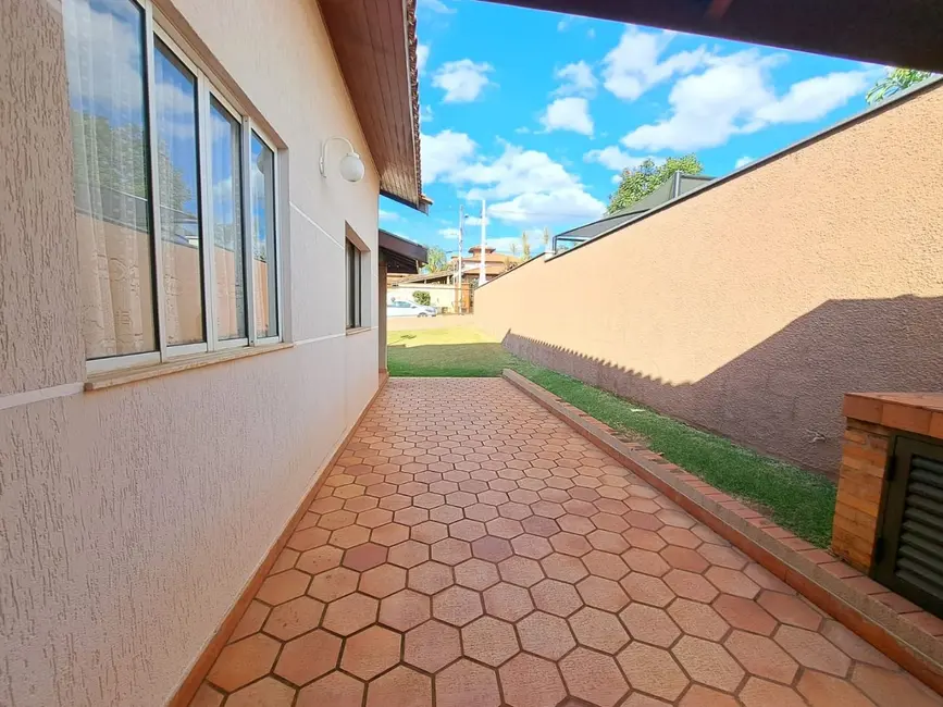 Casa de Condomínio com 3 quartos à venda, 1000m2 em Colinas do Piracicaba (Ártemis), Piracicaba - SP - imagem 9 Foto 9 de Casa de Condomínio com 3 quartos à venda, 1000m2 em Colinas do Piracicaba (Ártemis), Piracicaba - SP