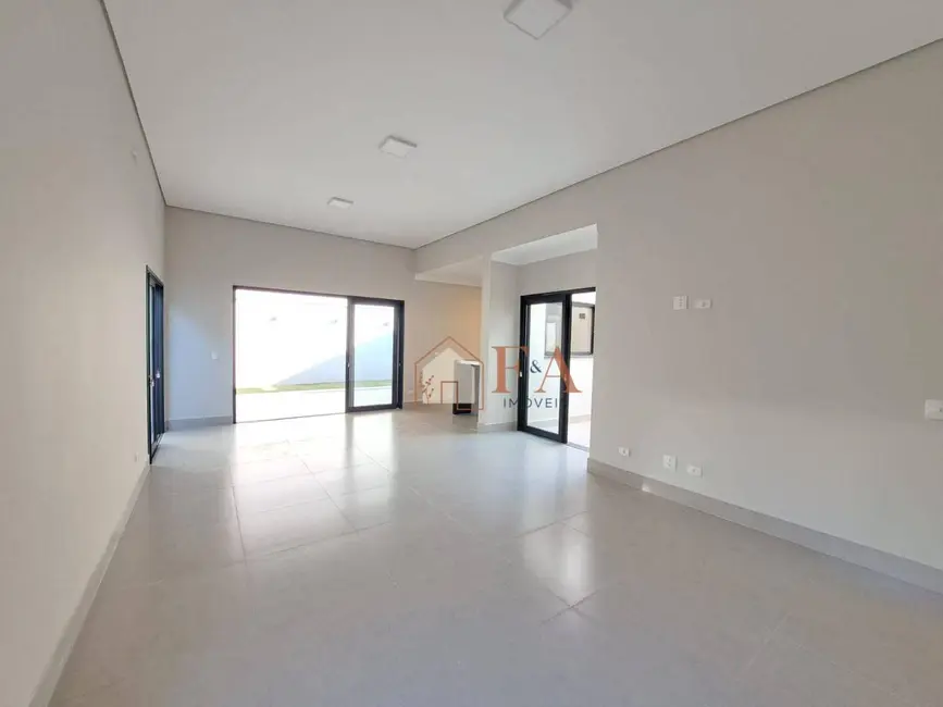 Casa de Condomínio com 3 quartos à venda, 250m2 em Bongue, Piracicaba - SP - imagem 2 Foto 2 de Casa de Condomínio com 3 quartos à venda, 250m2 em Bongue, Piracicaba - SP