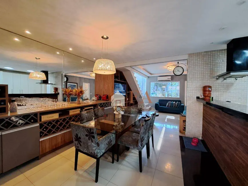 Casa de Condomínio com 3 quartos à venda, 201m2 em Loteamento São Francisco, Piracicaba - SP - imagem 5 Foto 5 de Casa de Condomínio com 3 quartos à venda, 201m2 em Loteamento São Francisco, Piracicaba - SP