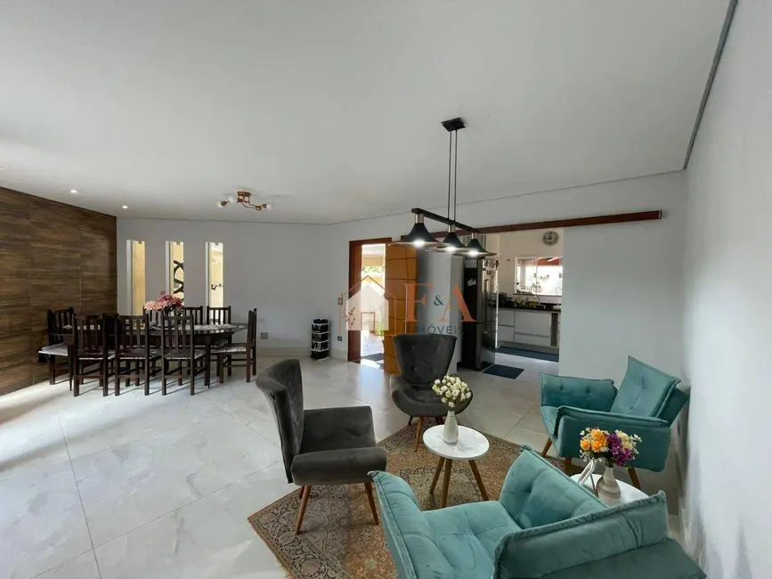 Foto 1 de Casa com 3 quartos à venda, 270m2 em Piracicaba - SP