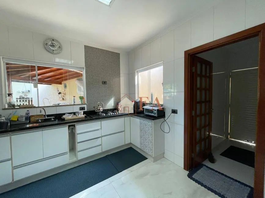 Casa com 3 quartos à venda, 270m2 em Piracicaba - SP - imagem 6 Foto 6 de Casa com 3 quartos à venda, 270m2 em Piracicaba - SP