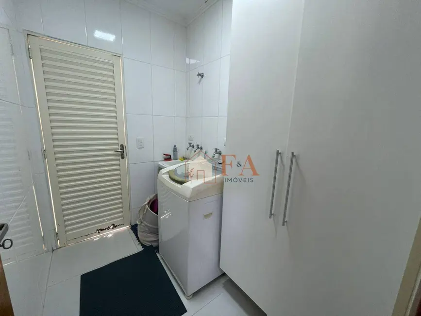 Casa com 3 quartos à venda, 270m2 em Piracicaba - SP - imagem 7 Foto 7 de Casa com 3 quartos à venda, 270m2 em Piracicaba - SP