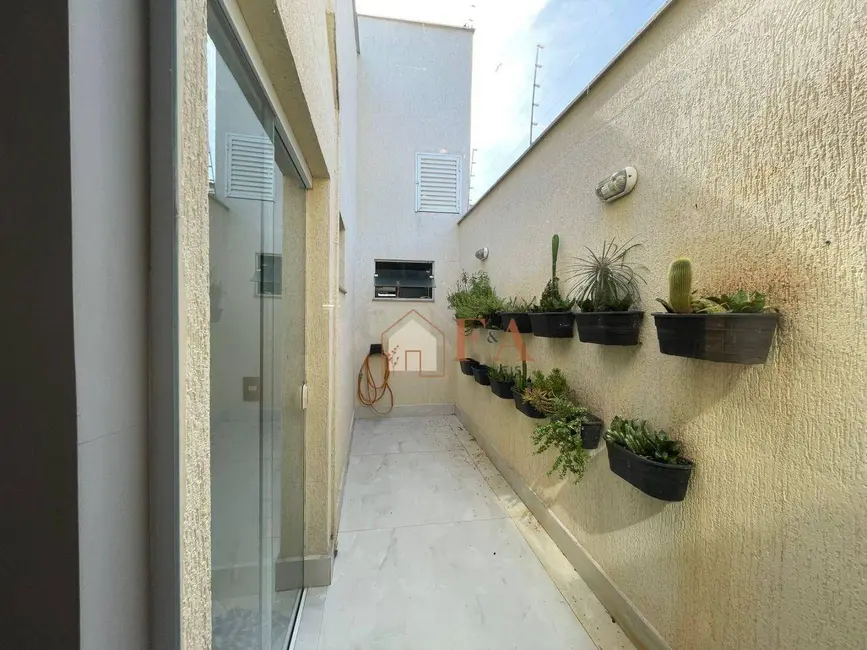 Casa com 3 quartos à venda, 270m2 em Piracicaba - SP - imagem 3 Foto 3 de Casa com 3 quartos à venda, 270m2 em Piracicaba - SP