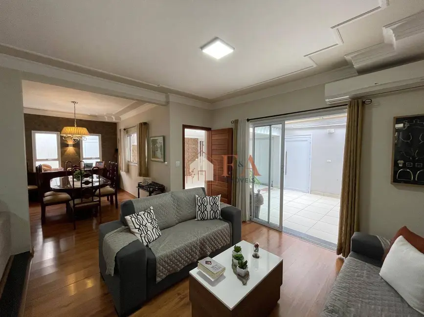 Foto 5 de Casa com 3 quartos à venda, 250m2 em Jardim Brasília, Piracicaba - SP