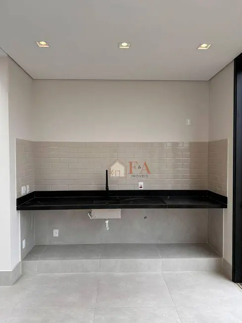 Casa de Condomínio com 3 quartos à venda, 260m2 em Bongue, Piracicaba - SP - imagem 4 Foto 4 de Casa de Condomínio com 3 quartos à venda, 260m2 em Bongue, Piracicaba - SP