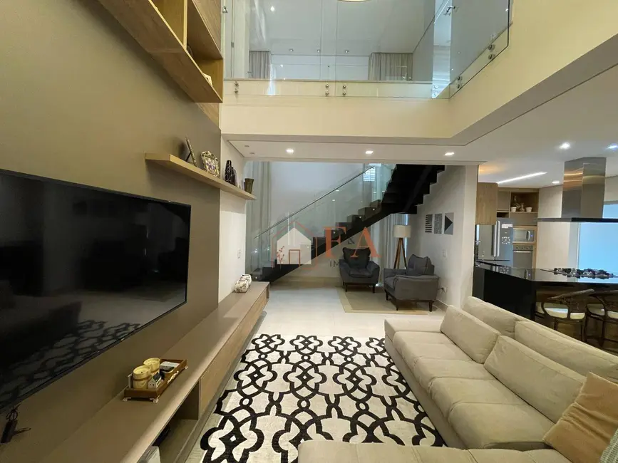 Casa de Condomínio com 3 quartos à venda, 256m2 em Pompéia, Piracicaba - SP - imagem 6 Foto 6 de Casa de Condomínio com 3 quartos à venda, 256m2 em Pompéia, Piracicaba - SP