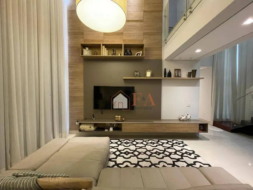 Casa de Condomínio com 3 quartos à venda, 256m2 em Pompéia, Piracicaba - SP - imagem 5 Foto 5 de Casa de Condomínio com 3 quartos à venda, 256m2 em Pompéia, Piracicaba - SP