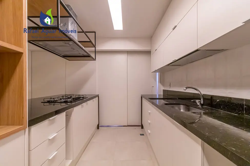 Apartamento com 4 quartos à venda em Copacabana, Rio De Janeiro - RJ - imagem 5 Foto 5 de Apartamento com 4 quartos à venda em Copacabana, Rio De Janeiro - RJ