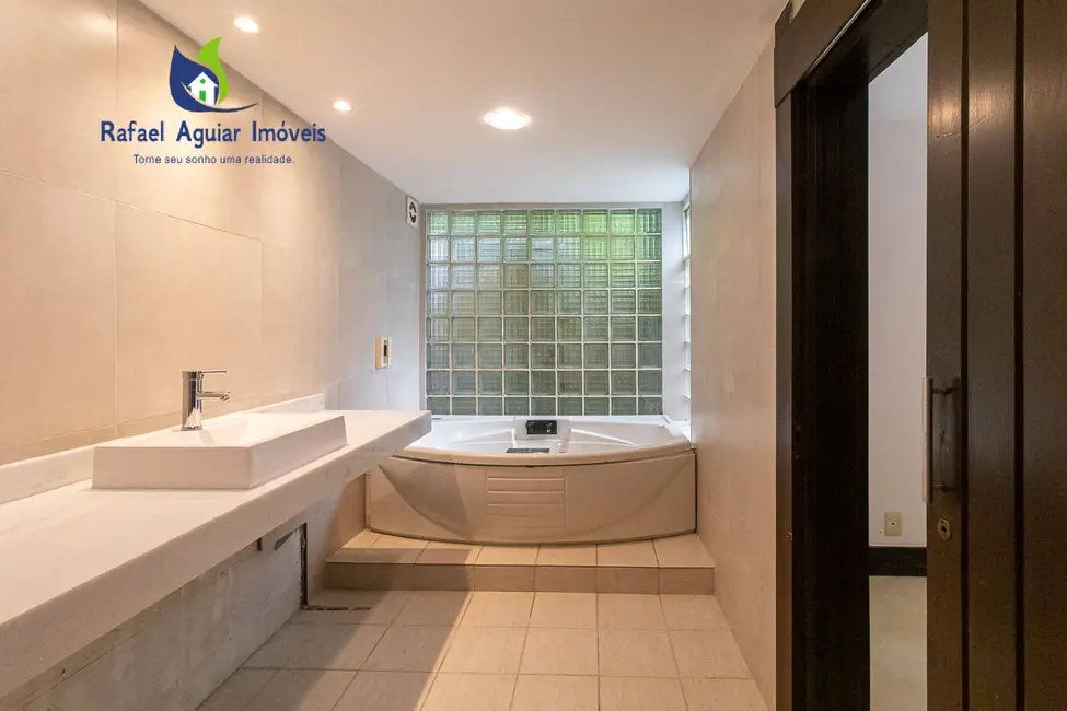 Casa com 5 quartos à venda em São Conrado, Rio De Janeiro - RJ - imagem 3 Foto 3 de Casa com 5 quartos à venda em São Conrado, Rio De Janeiro - RJ