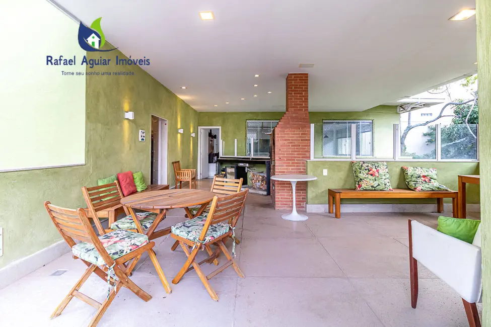 Foto 3 de Casa com 4 quartos à venda em Humaitá, Rio De Janeiro - RJ