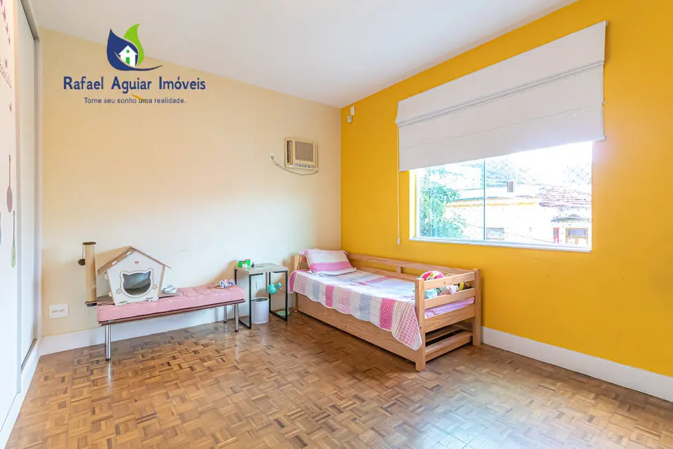 Foto 8 de Casa com 4 quartos à venda em Humaitá, Rio De Janeiro - RJ